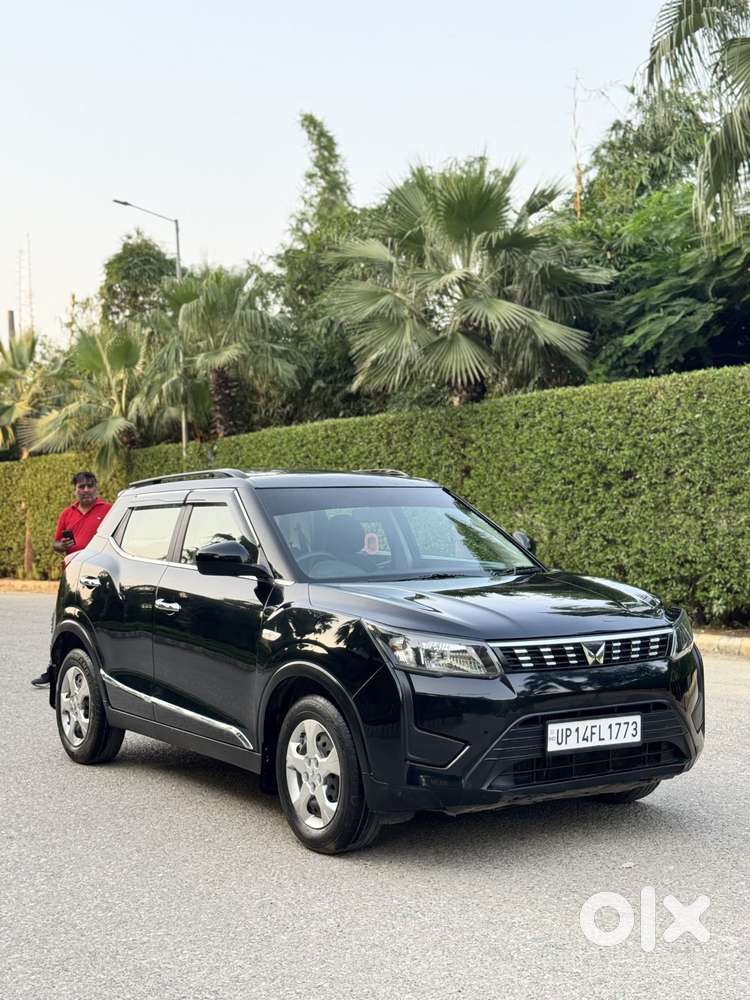 Mahindra Xuv300 W6, 2023, Petrol