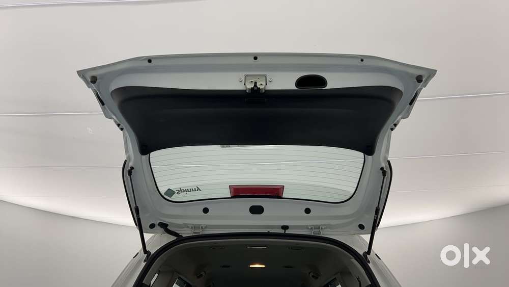 Kia Carens 1.4 Prestige Plus Turbo Dct 7 Str, 2023, Petrol