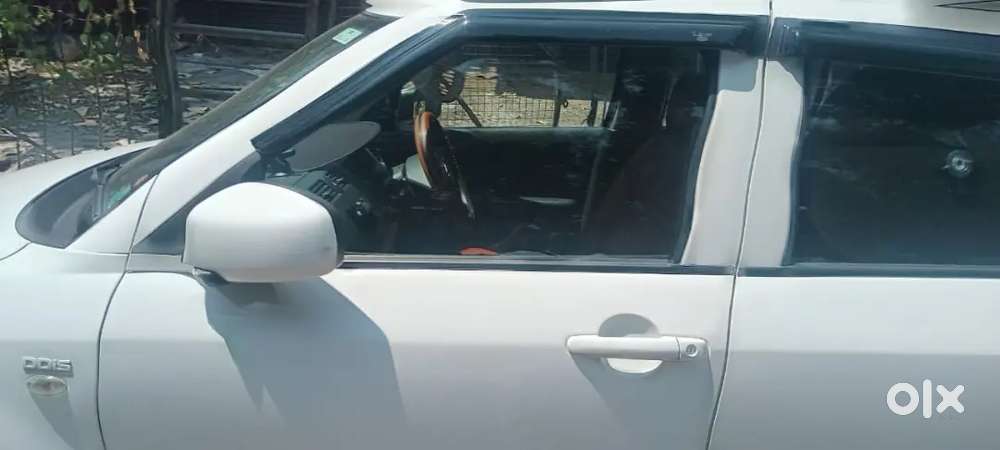 Maruti Suzuki Swift Dzire Tour 2014 Diesel 245000 Km Driven