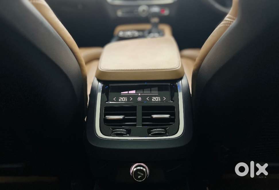 Volvo V 90 Cross Country D5, 2018