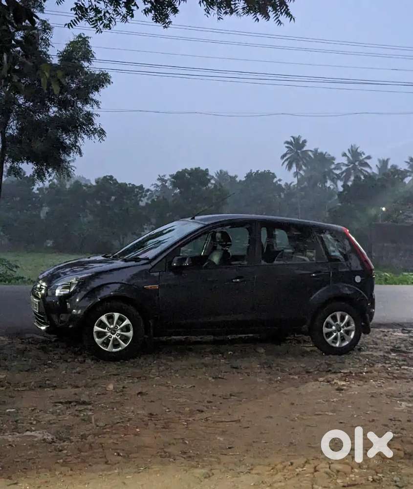 Well Maintained Ford Figo With Good Mileage ( 20+ )