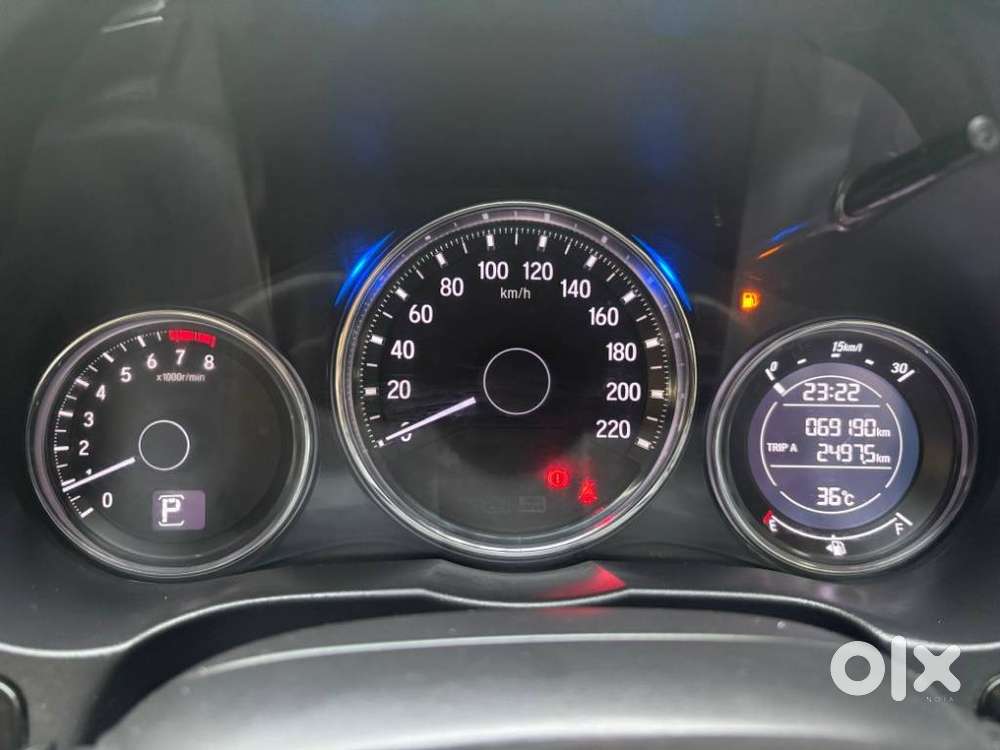 Honda City V Petrol Cvt, 2017