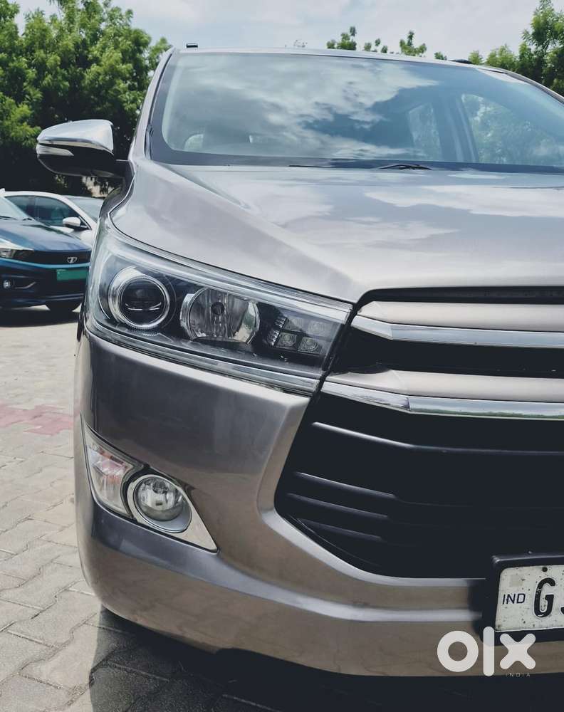 Toyota Innova Crysta 2.8 Zx At, 2017, Diesel
