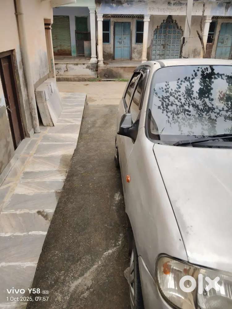 Maruti Suzuki Alto Lxi, 2004 Petrol, Manual Transmission