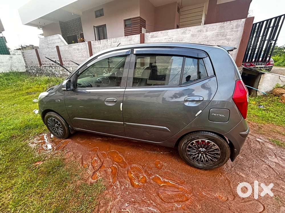 Hyundai I10 2011 Petrol 75000 Genuine Km Driven