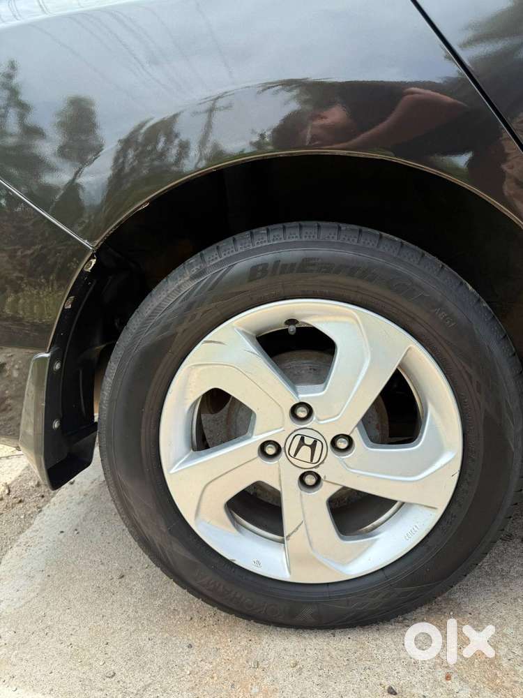 Honda City Vx Cvt (2016)