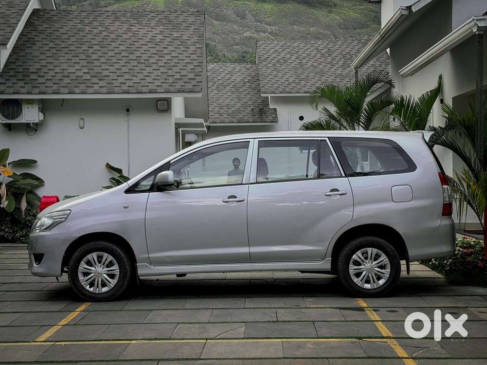 Toyota Innova 2.5 G (diesel) 7 Seater, 2012, Diesel