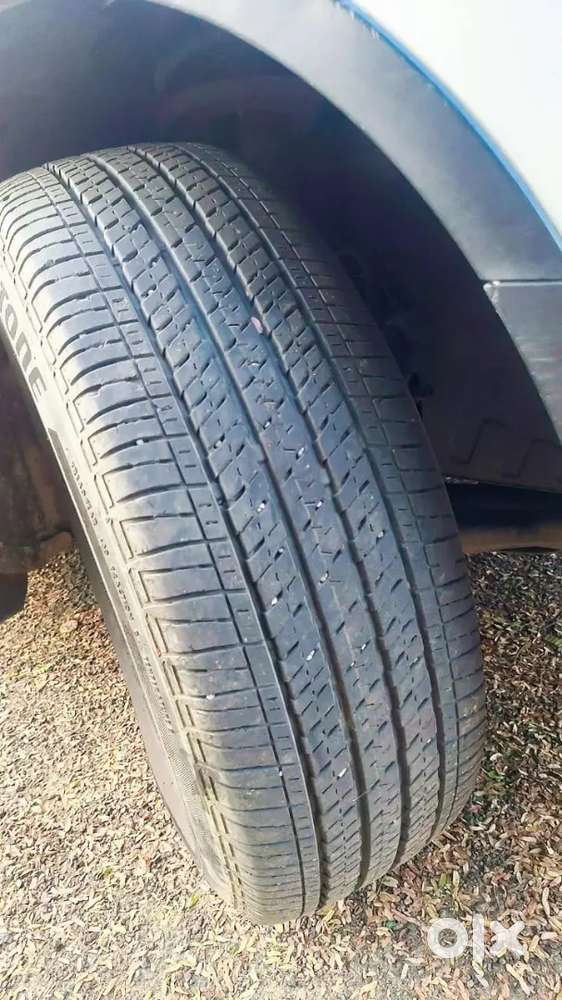 Mahindra Xuv500 W10 - 2017