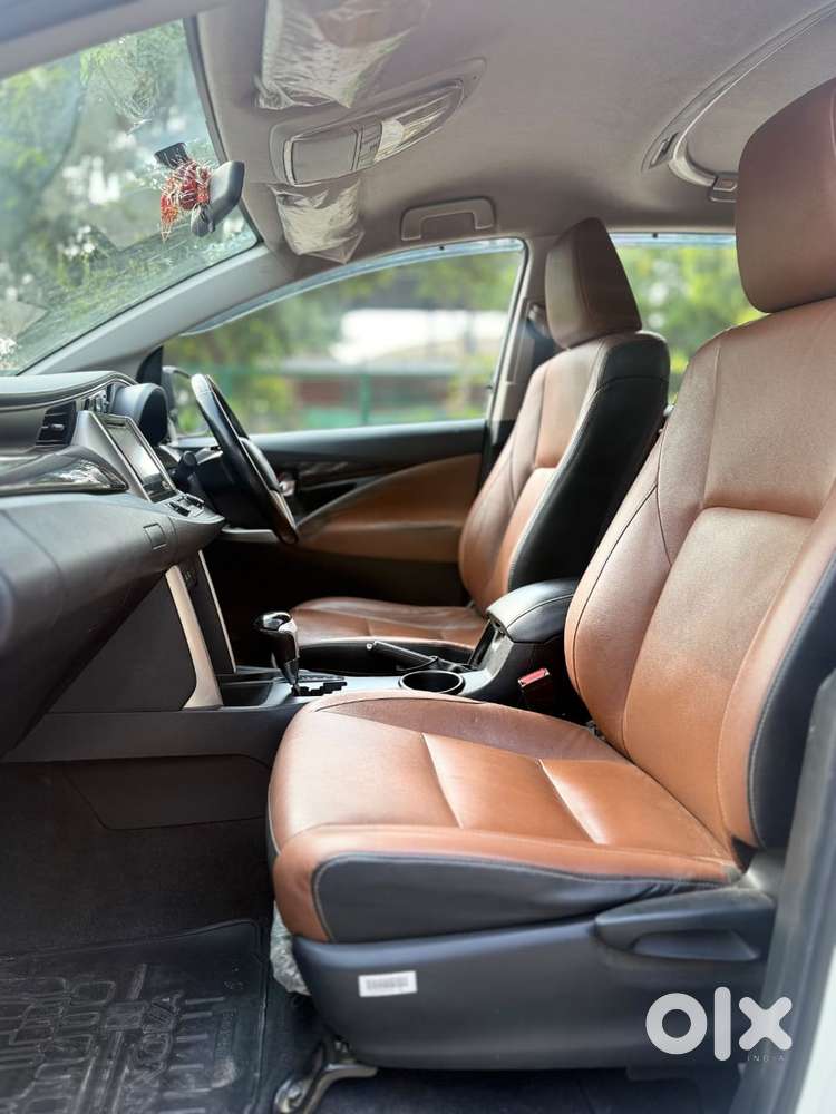 Toyota Innova Crysta 2.8z Automatic, 2018, Diesel