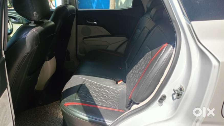 Mahindra Xuv300 W8 Option Diesel, 2024, Diesel
