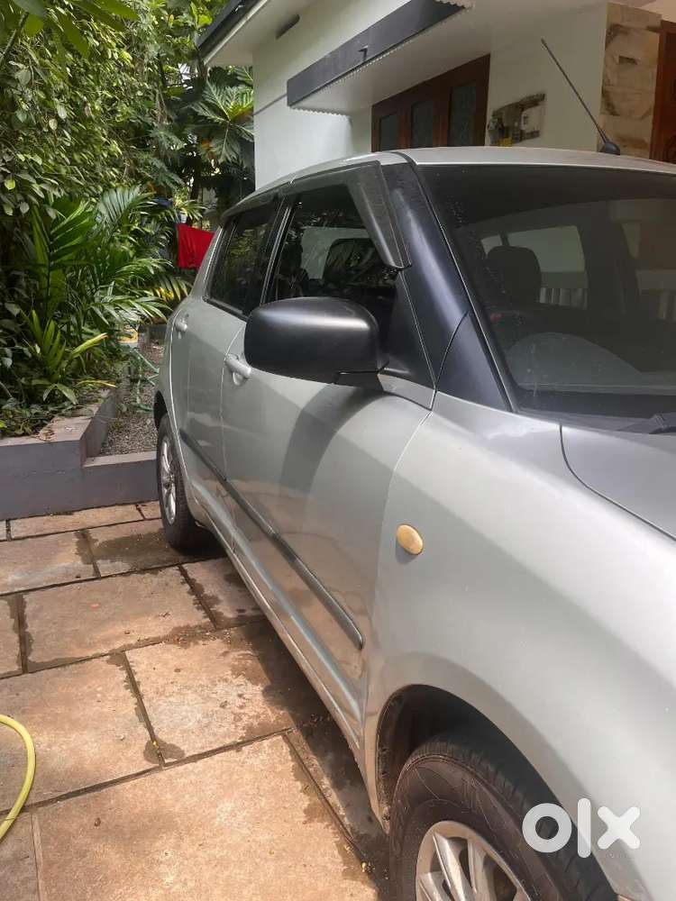 Maruti Suzuki Swift 2009 Diesel 185000 Km Driven