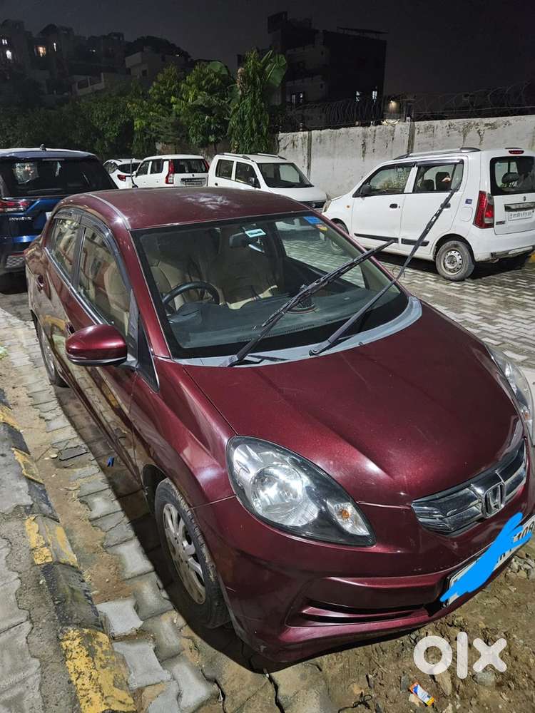 Honda Amaze 2015 Petrol Well Maintained