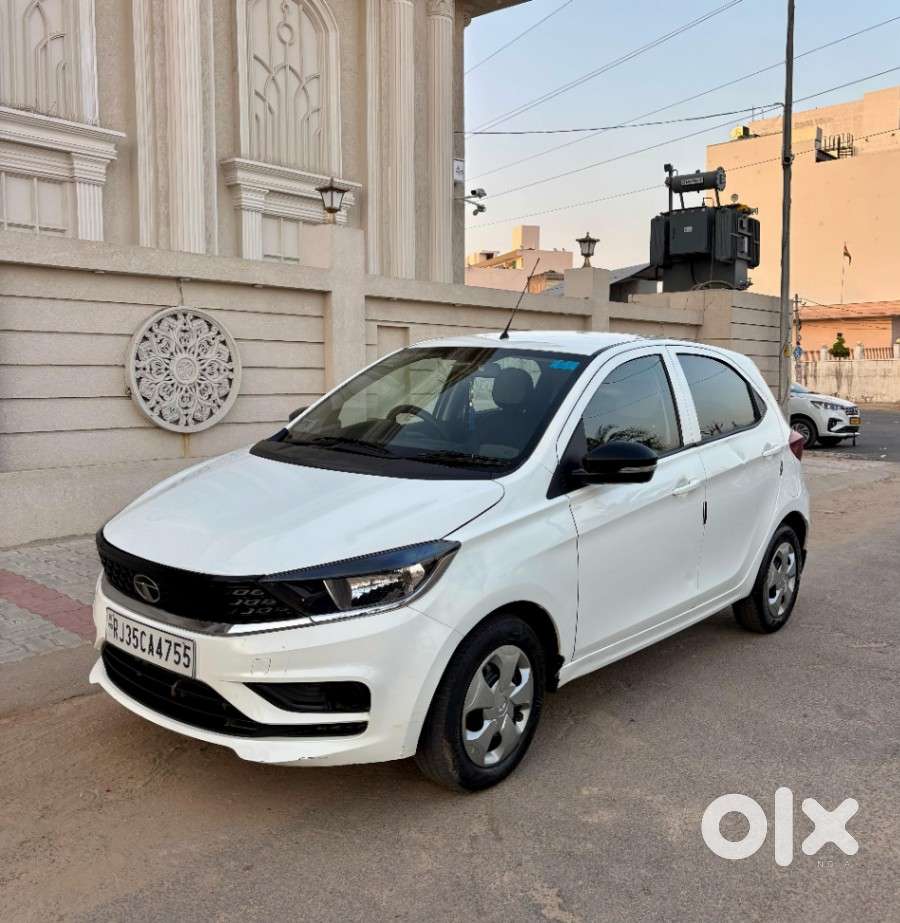 Tata Tiago 1.2 Revotron Xt (o), 2021, Petrol