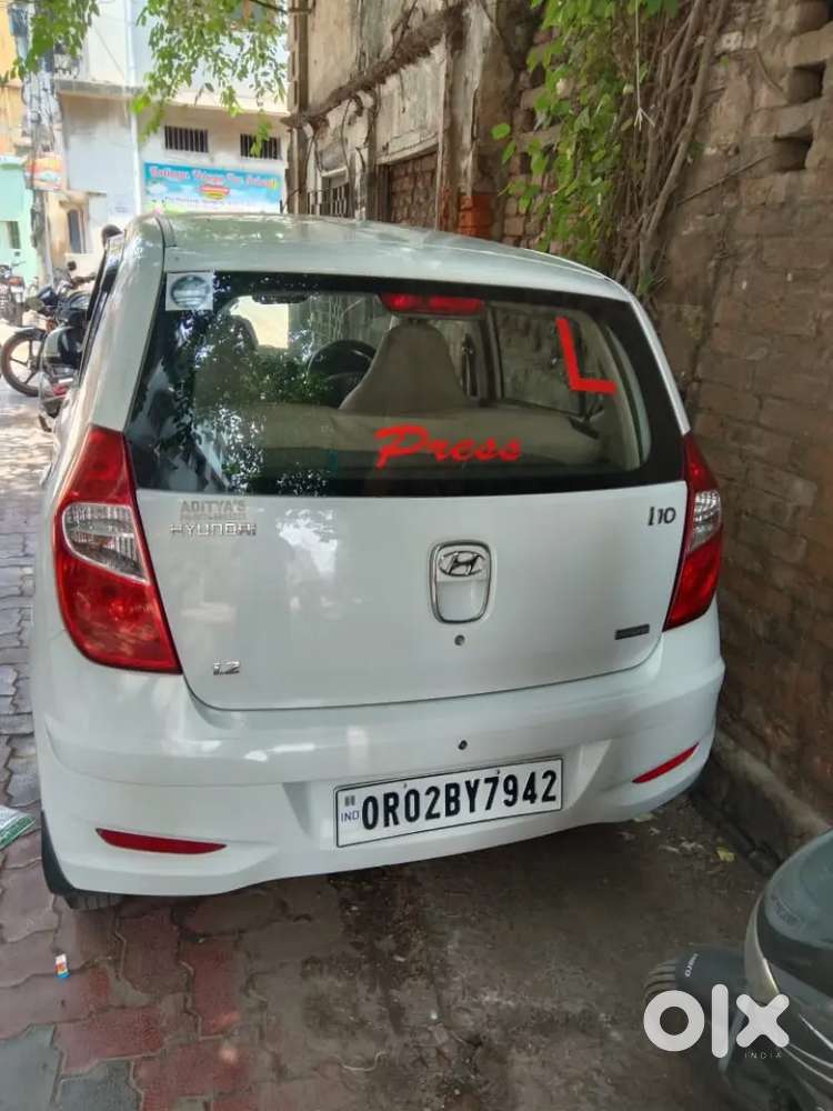 Hyundai I10 2012 Petrol 94000 Km Driven
