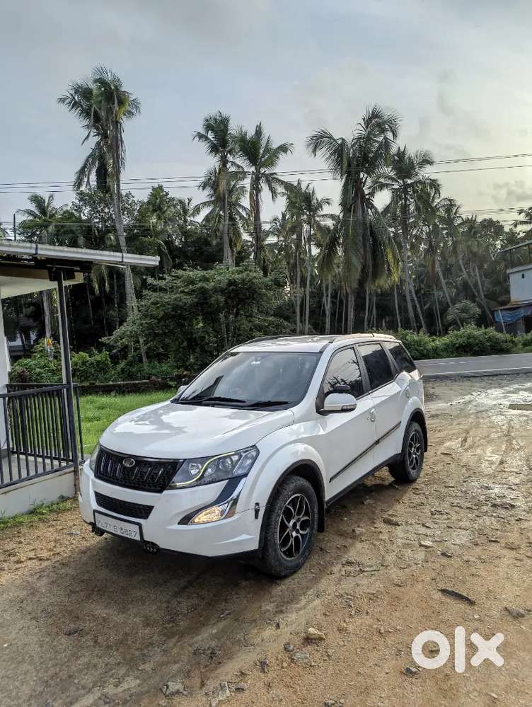 Mahindra Xuv500 2.2 W6 Diesel 2015