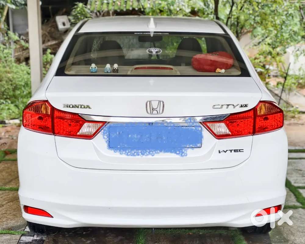 Honda City Vx Mt Sunroof | Single-owner Doctor Car | Under 45k Km, E20
