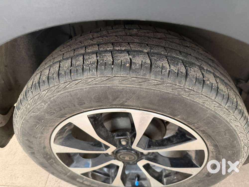 Tata Nexon 2020 Xz+ Petrol Manual  22500 Kms