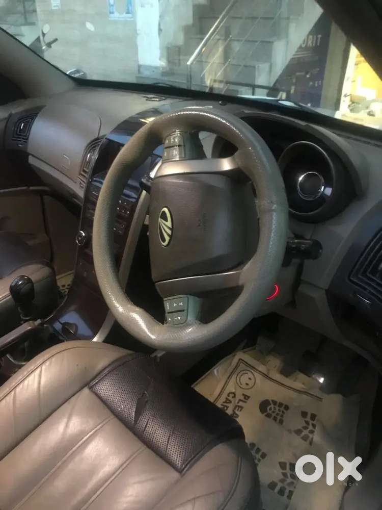 Mahindra Xuv500 2012 Diesel 90000 Km Driven