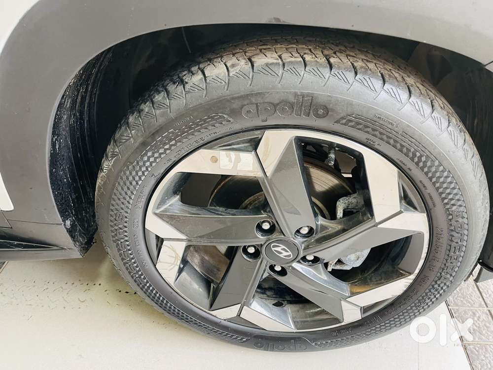 Hyundai Alcazar 2.0 Signature (o) Petrol At 6 Str Dual Tone, 2021, P..