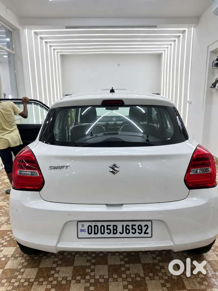 Maruti Suzuki Swift Vxi 2023 Brand New Condition