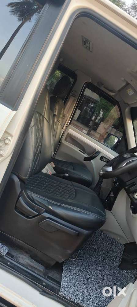 Mahindra Scorpio S10 8 Seater, 2015, Diesel
