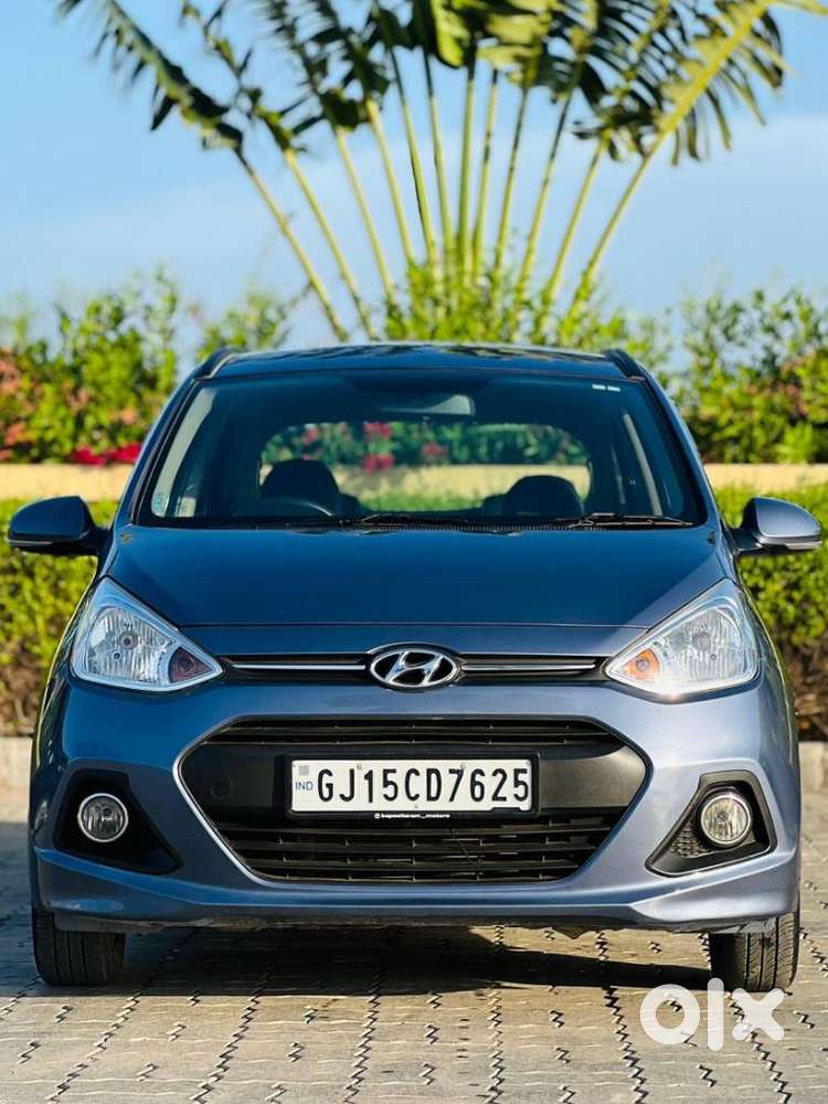 Hyundai Grand I10 Sportz, 2015, Petrol