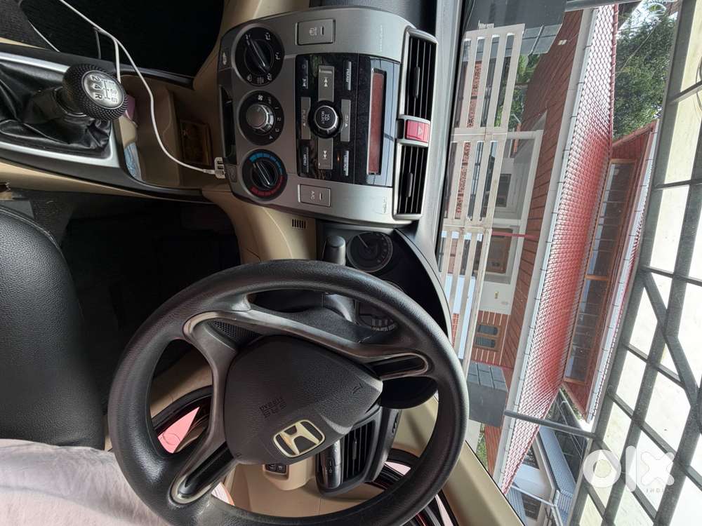 Honda City E