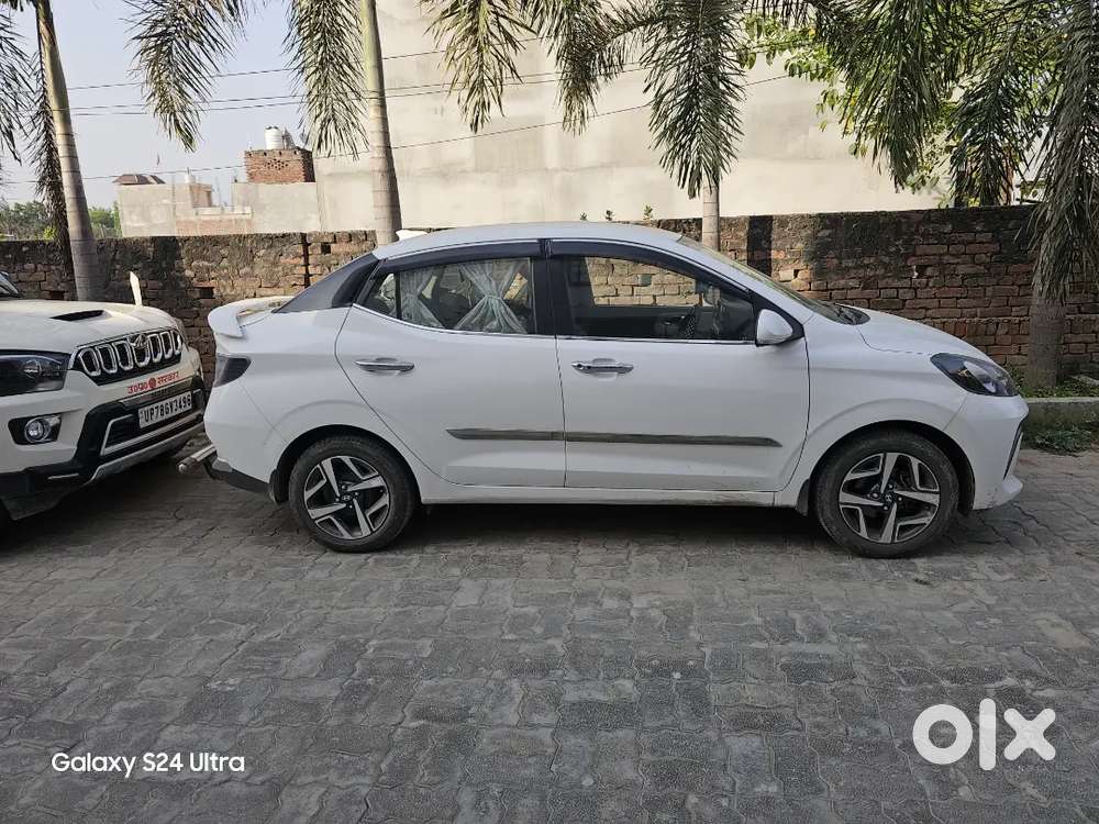 Hyundai Aura 2023 Sx Cng Under Warranty