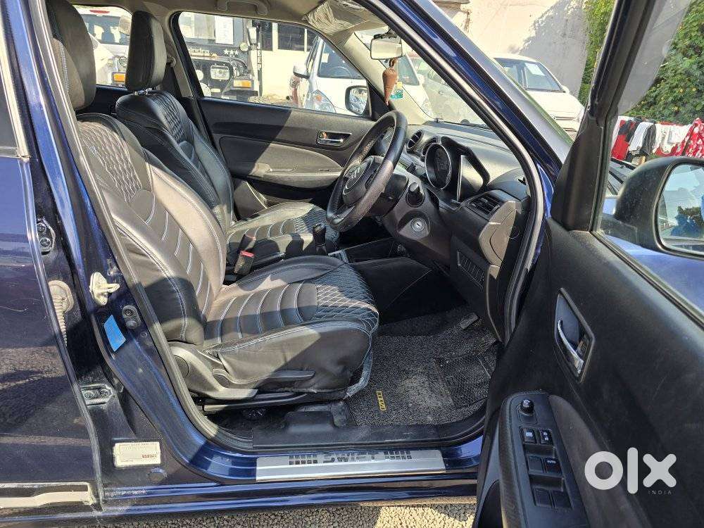 Maruti Suzuki Swift Vxi Optional, 2022, Petrol