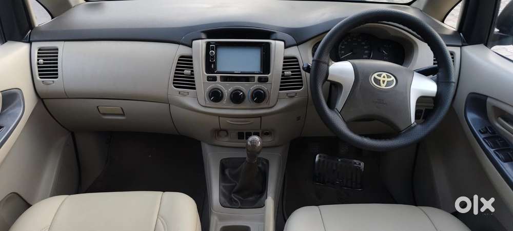 Toyota Innova 2.5 Gx 7 Seater Bs Iv, 2014, Diesel