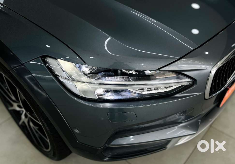 Volvo V 90 Cross Country D5, 2018