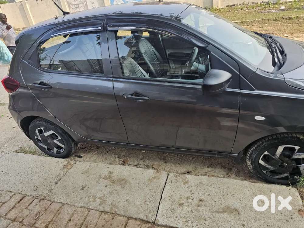 Tata Tiago 1.2 Revotron 2025