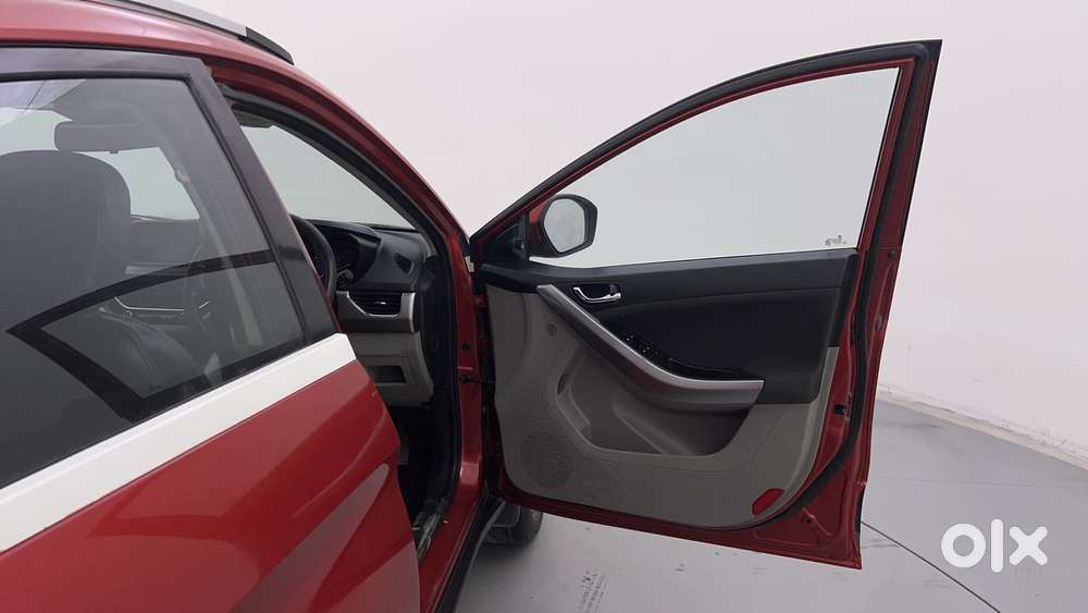 Tata Nexon 1.2 Revotron Xz Plus, 2017, Petrol