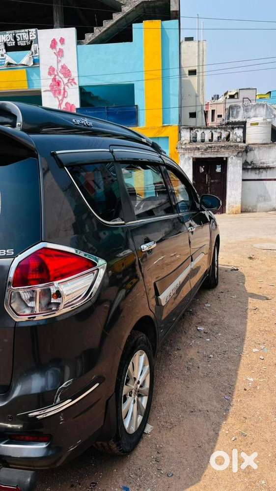 Maruti Suzuki Ertiga 2014 Two Keys Are Available