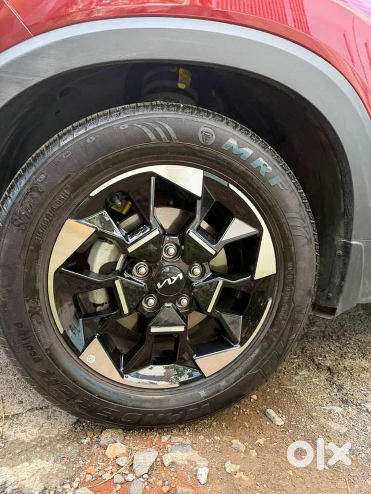 Kia Sonet Petrol 2025
