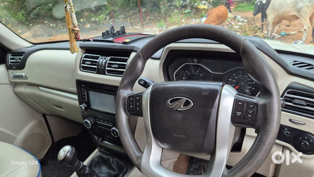 Mahindra Scorpio S10 7 Seater, 2015, Diesel
