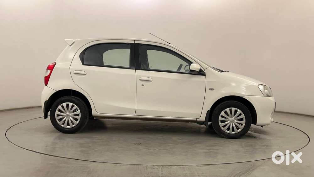 Toyota Etios Liva G, 2013, Petrol