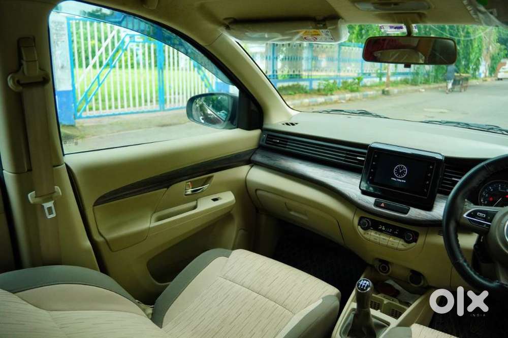 Maruti Suzuki Ertiga 1.5 Zxi Plus Shvs, 2022, Petrol