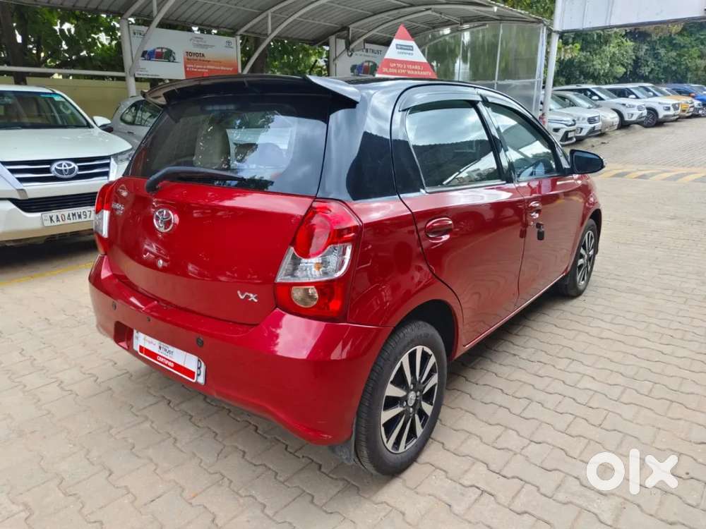 Toyota Etios Liva Vx Dual Tone, 2019, Petrol