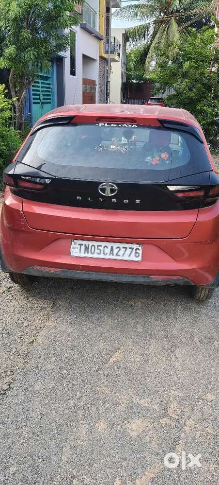 Tata Altroz Xe Petrol 2020