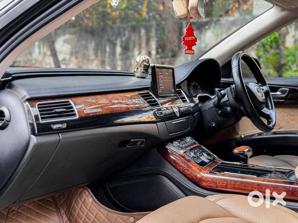 Audi A8 L 2010-2013 4.2 Fsi Quattro, 2011, Petrol