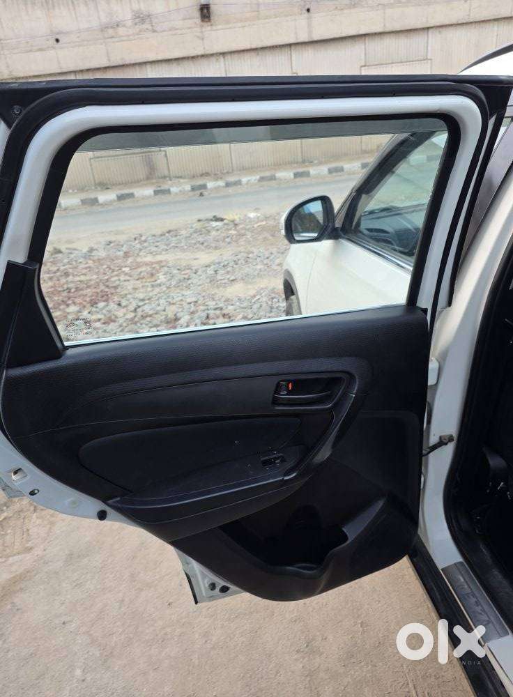 Maruti Suzuki Brezza 1.5 Vxi Cng, 2021, Petrol