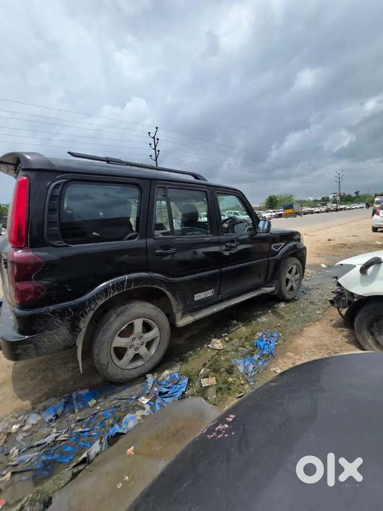 Mahindra Scorpio Vlx 2014 Diesel Manual