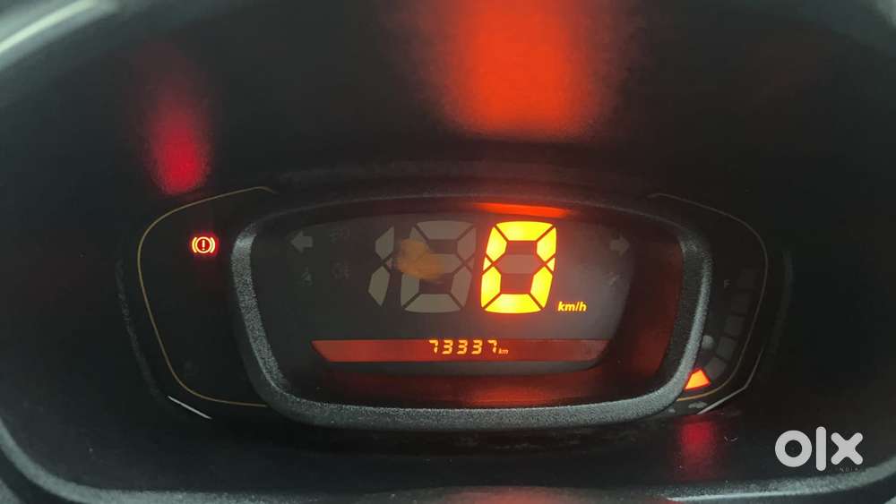 Renault Kwid 1.0 Rxt Sce Special (o), 2017, Petrol