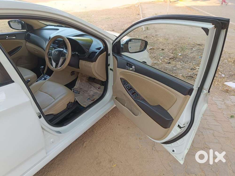 Hyundai Fluidic Verna 2013