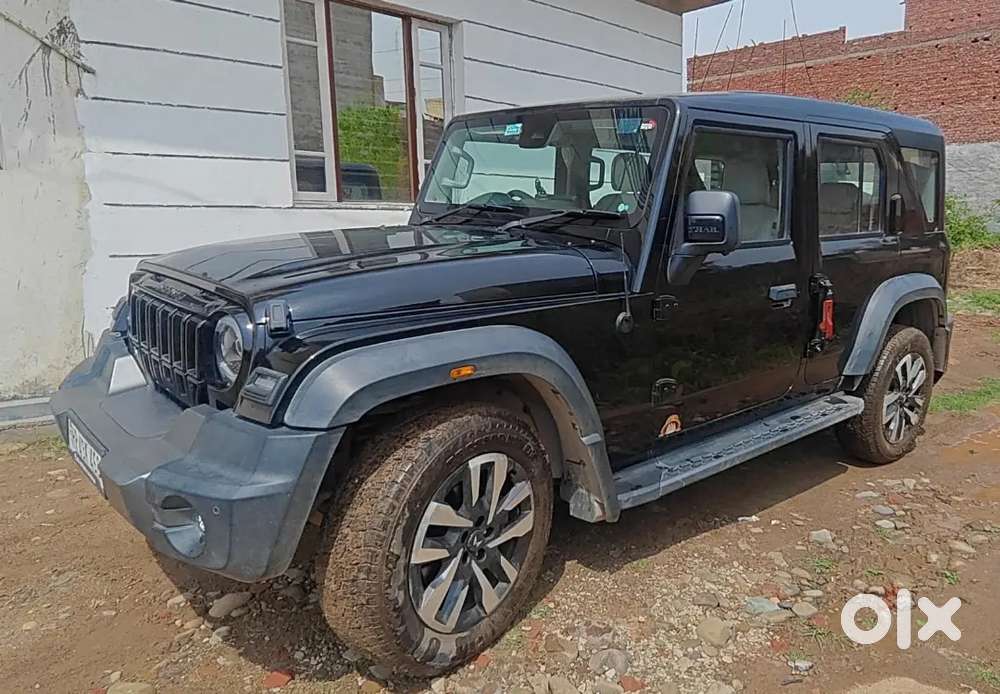 Mahindra Thar Roxx Ax7ldiesel At 2wd/may 2025 Model,showroom Condition