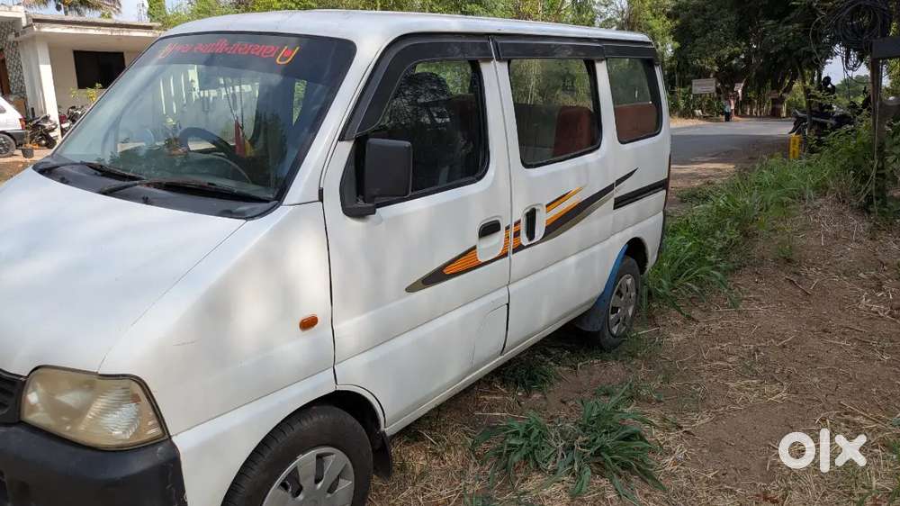 Maruti Suzuki Eeco 2011
