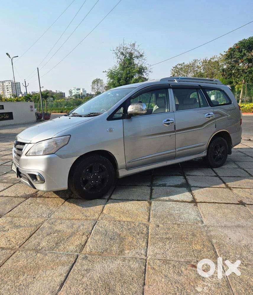 Toyota Innova 2.5 Gx 7 Seater Bs Iv, 2015, Diesel