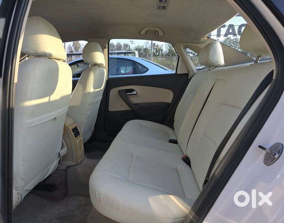 Volkswagen Vento, 2011, Petrol