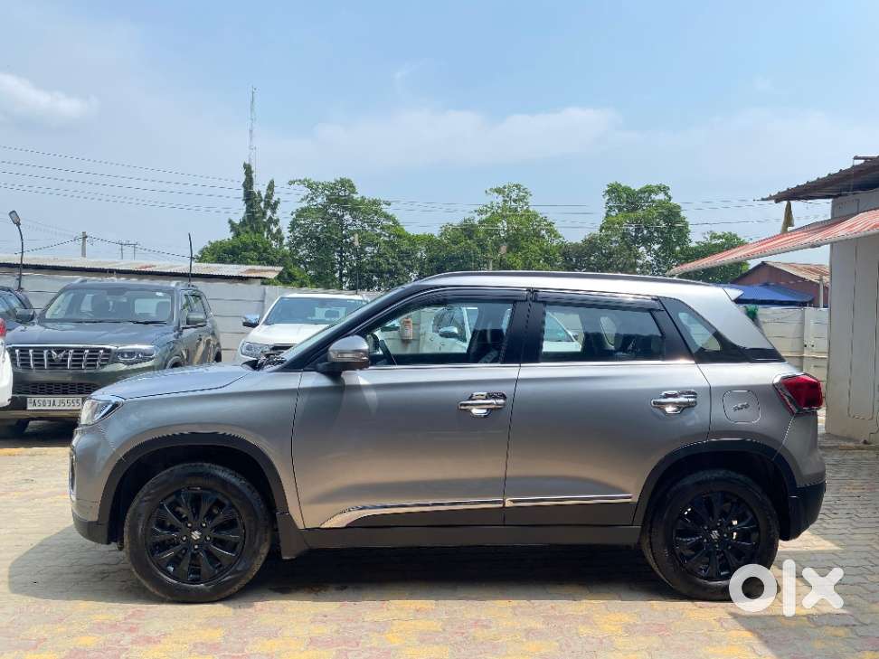 Maruti Suzuki Vitara Brezza 1.5 Zxi At, 2022, Petrol
